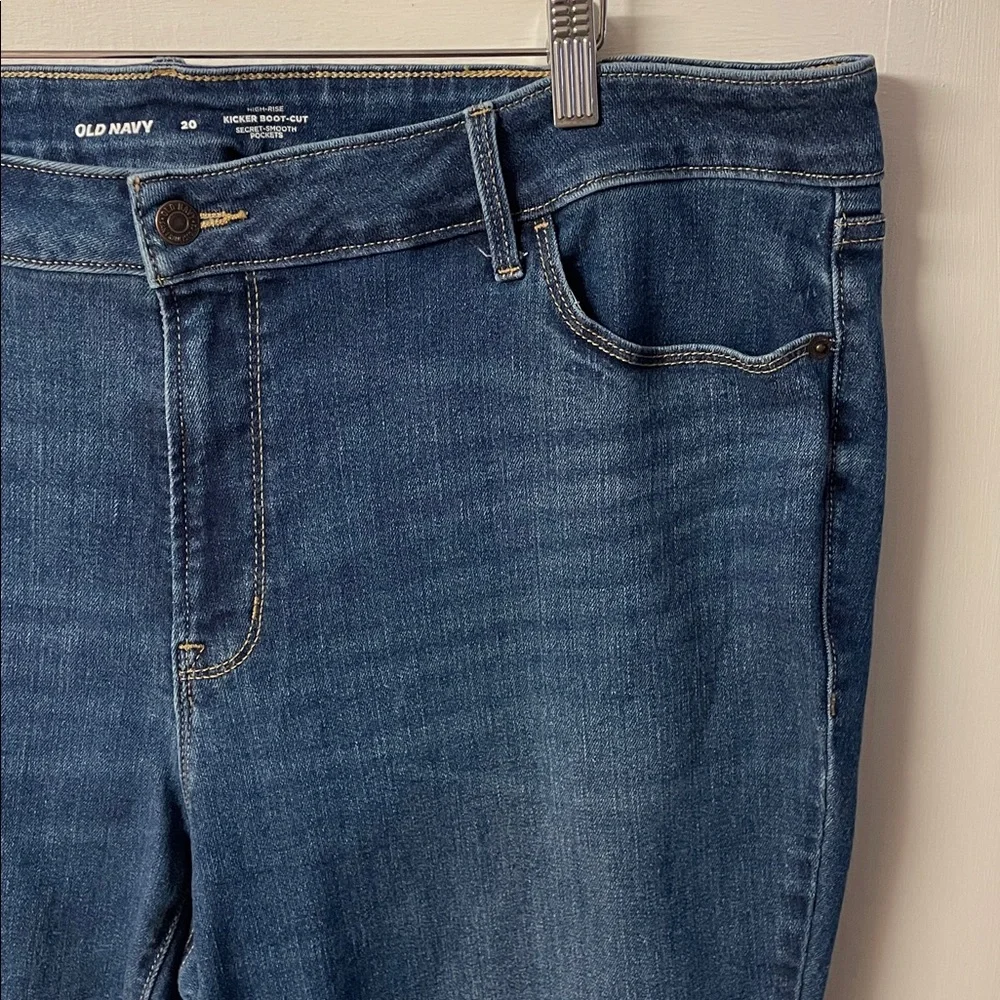 Old Navy high rise kicker boot cut blue jeans women’s size 20 - Picture 4 of 14